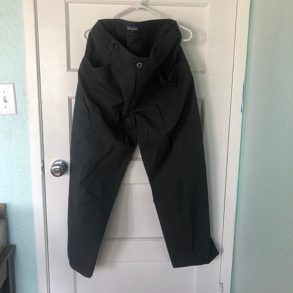 Patagonia charcoal gray men’s pants